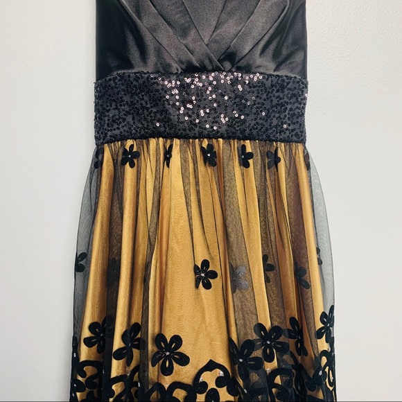 Blonde Nites | Dress - Picture 2 of 8